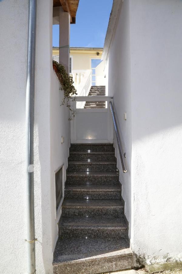 Apartments By The Sea Milna, Hvar - 12244 Exterior foto